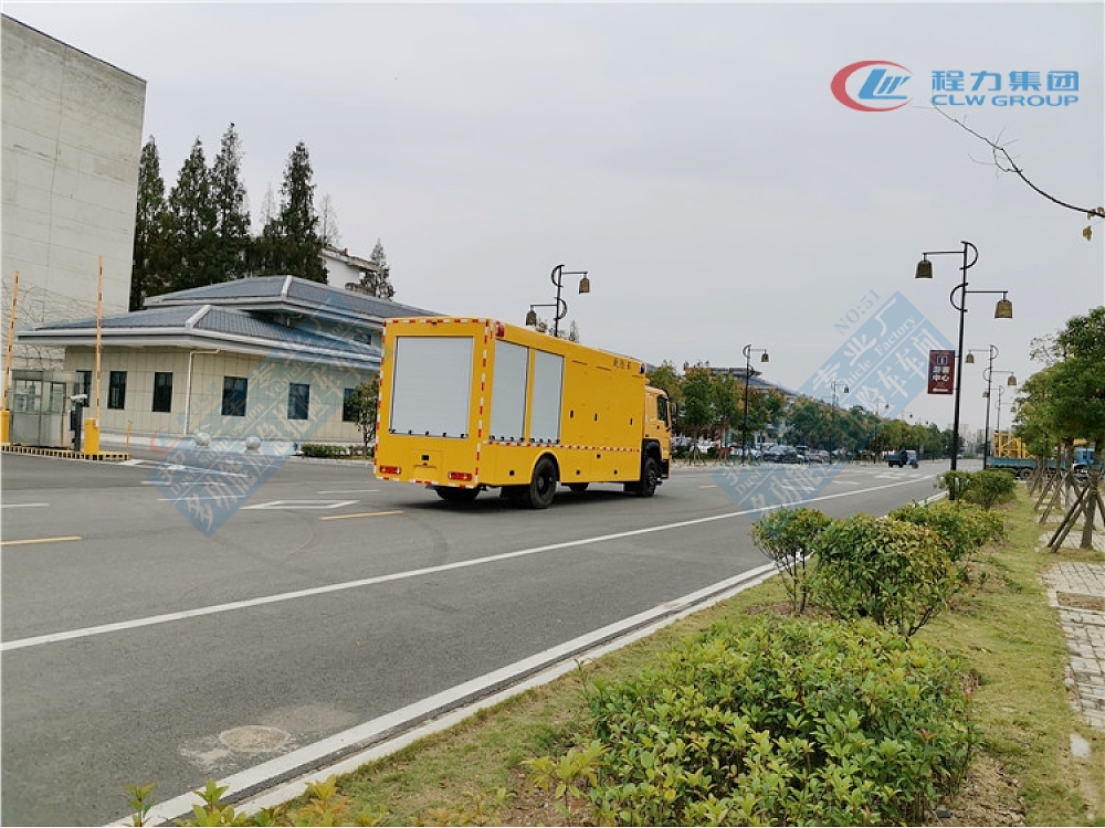 【4000-5000m3/h】重汽防汛排水車